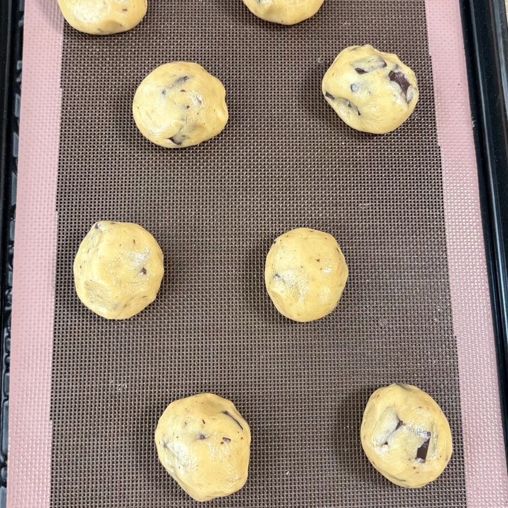 米粉 チョコチャンククッキー 成形