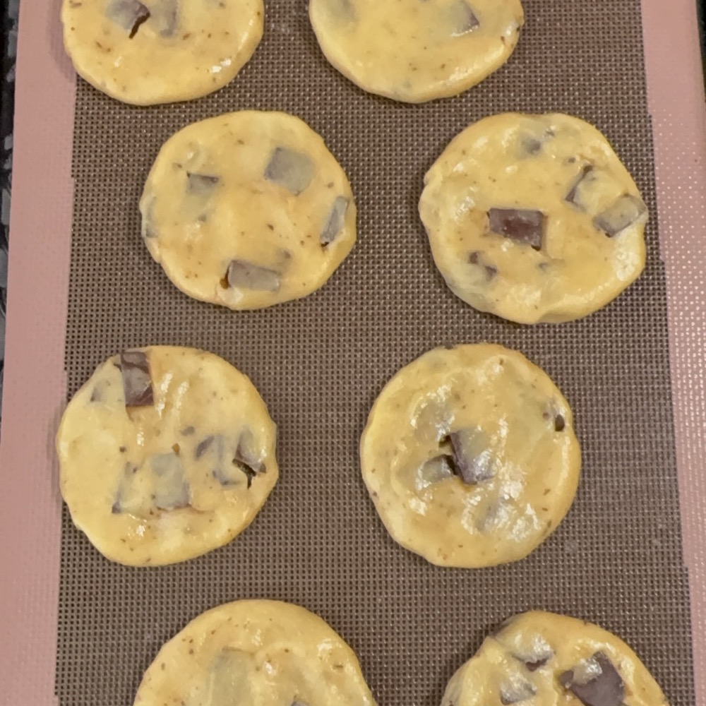 米粉 チョコチャンククッキー 成形